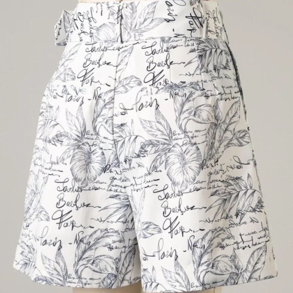 Belted High Waist Print Shorts - Picture 4 of 14